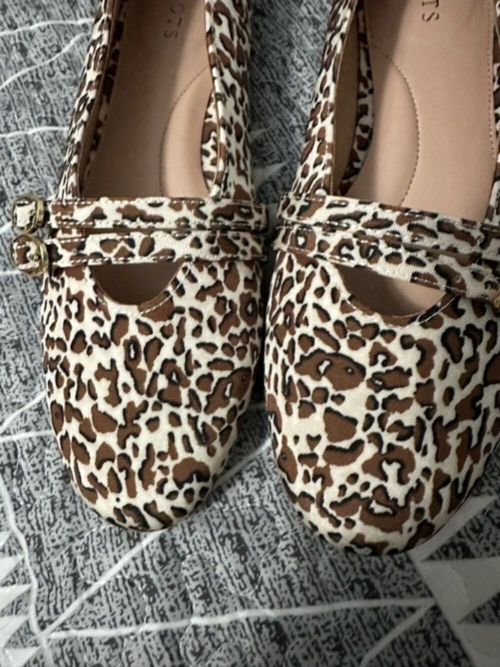 Talbots Vera Leopard Print Mary Jane Flats Gold Buckle Sz 7.5 Quiet Luxury NWOT - Picture 4 of 13